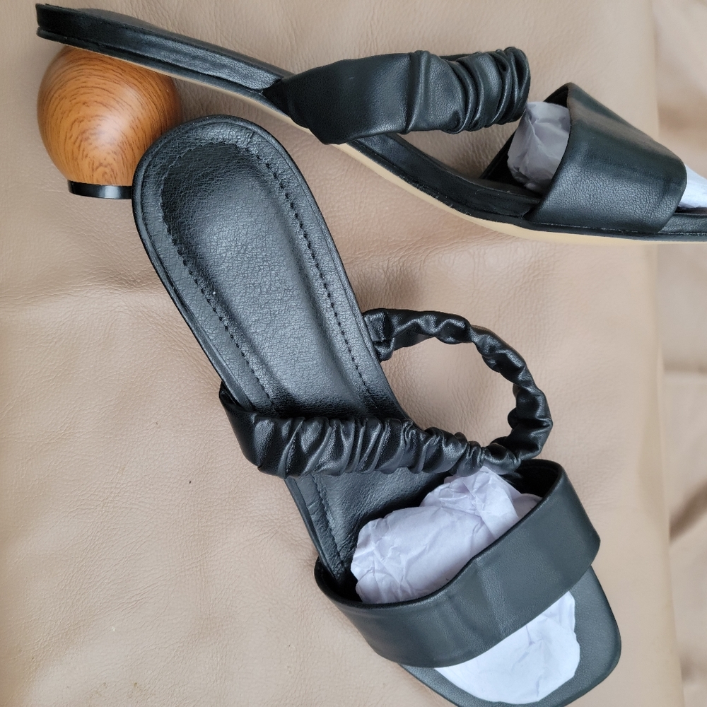 Black Shoes